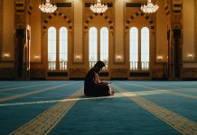 Hikmah Terdalam Bulan Ramadhan: Mengapa Ia Begitu Istimewa dan Mengubah Hidup Anda Hikmah Terdalam Bulan Ramadhan: Mengapa Ia Begitu Istimewa dan Mengubah Hidup Anda